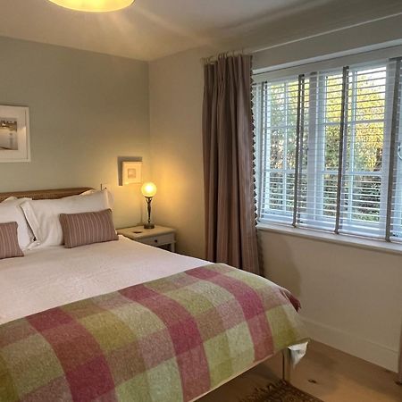 Cobblers Lodge Lyme Regis Bagian luar foto